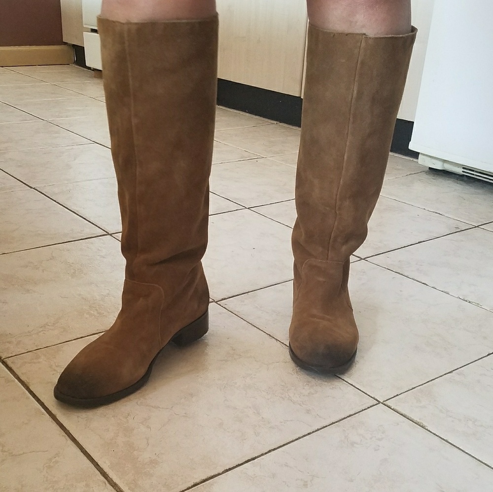 LEATHER Distressed suede boots from URBAN - Picture 3 of 4